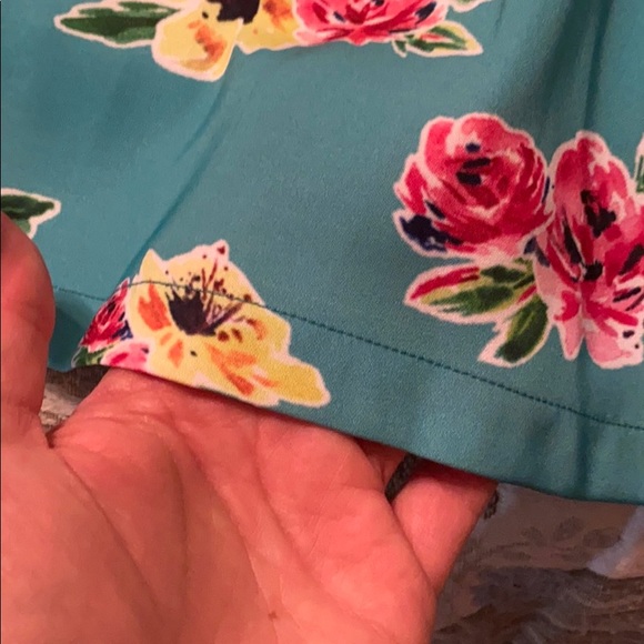 NEW May Designs Skirt - Picture 4 of 4